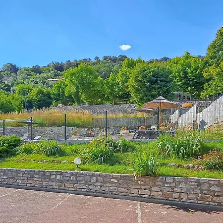 2 Bedroom Gorgeous In Pont Darc Apartment Vallon-Pont-d'Arc